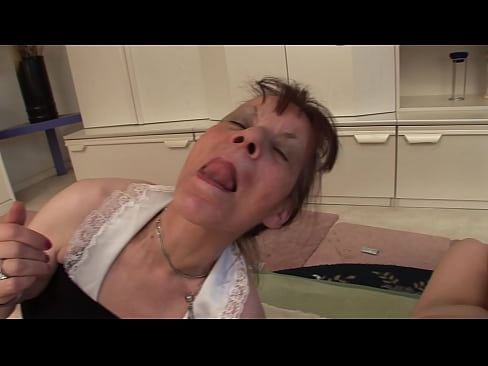 ❤️ Két nagymama és egy nagypapa hármasban ☑ Pornó videó at hu.hqpornvideos.ru ️❤