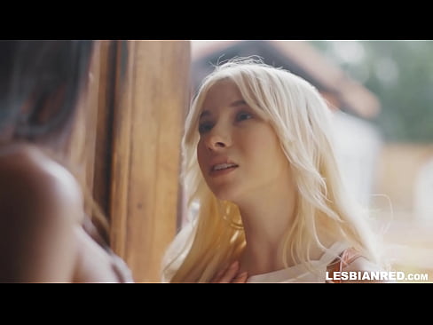 ❤️ A lány néhány hónap után hazajön, és végül a mostohaanyja punciját eszik. ☑ Pornó videó at hu.hqpornvideos.ru ️❤